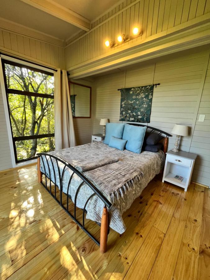 Moonriver Cottage, Prime Lagoon Views & Solar Power クニスナ エクステリア 写真